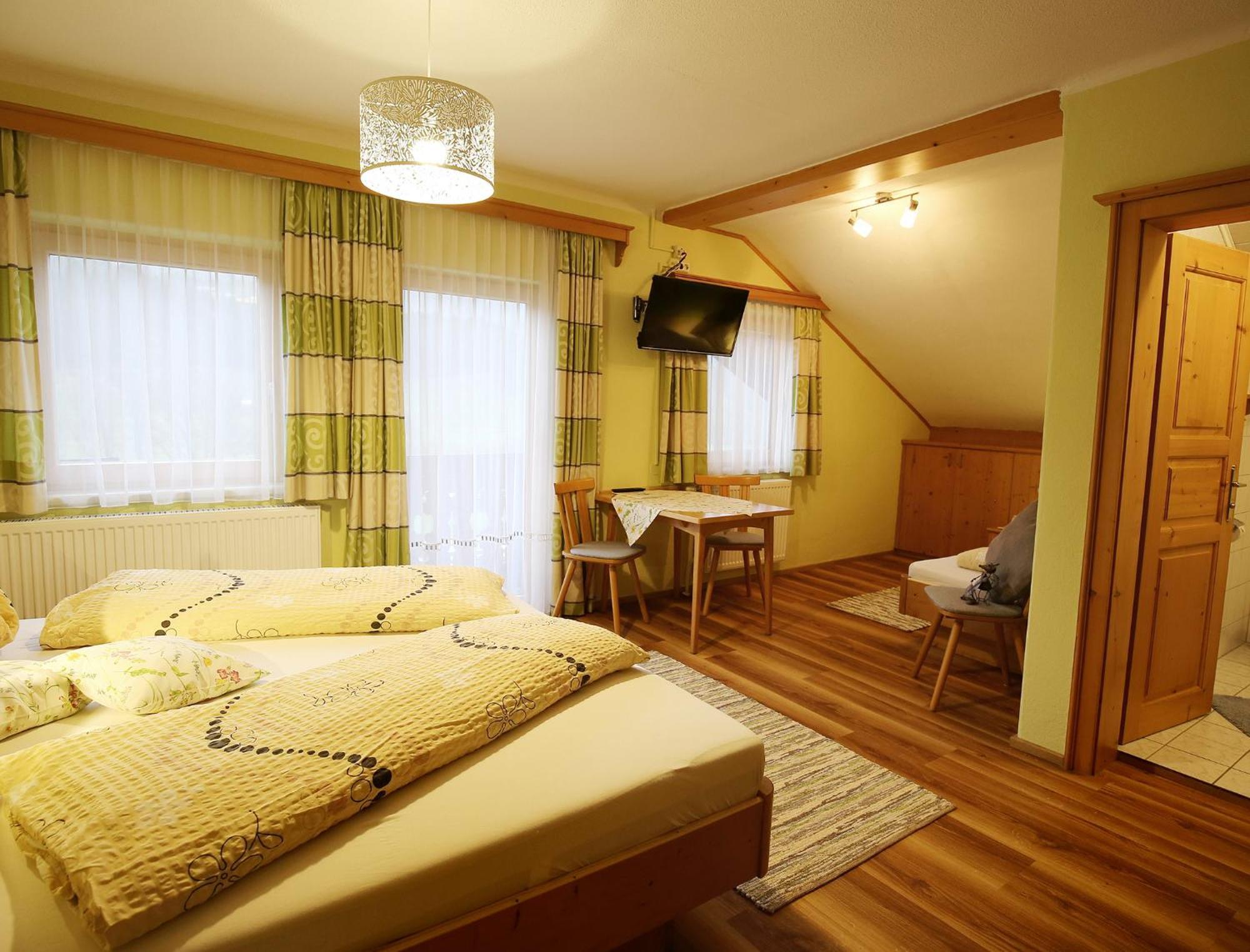 Haufhof-Pension Am Bauernhof, Haus Im Ennstal Bei Schladming Exteriör bild